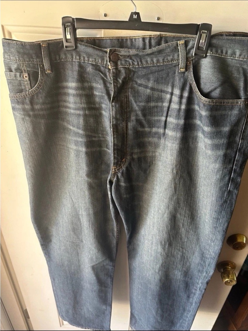 Levi's Men Jeans Big & Tall 44 Or 46? Blue 550 Relaxed Straight Medium Stonewash